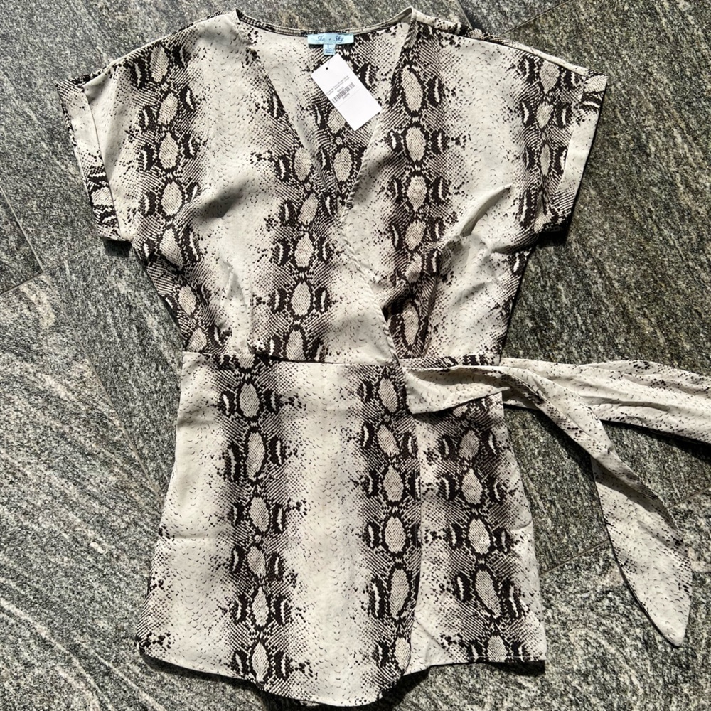 NWT Sea and Sky Snake Print Romper SIZE LARGE